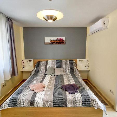 Fügefa Apartman Balatonalmádi Exterior foto